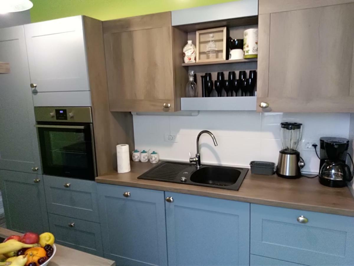 Flora Apartman